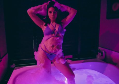 haarige asiatische onlyfans porno nackt fotos