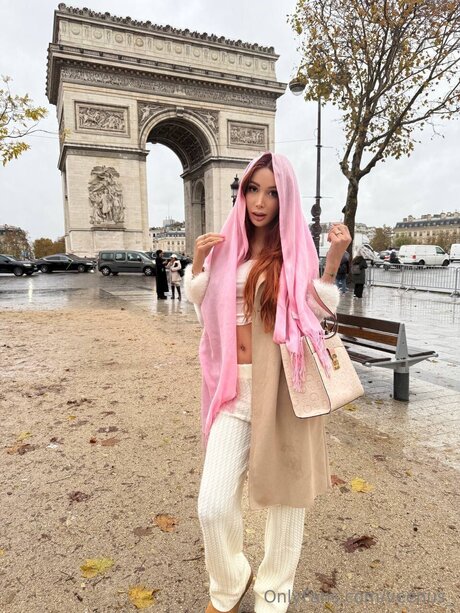 asiatische nackte onlyfans schöne kostenlose bild