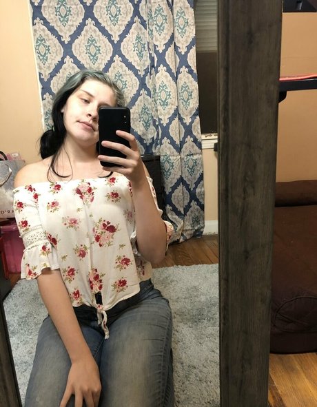 ebenholzlehrerin onlyfans sexy hübsche bild