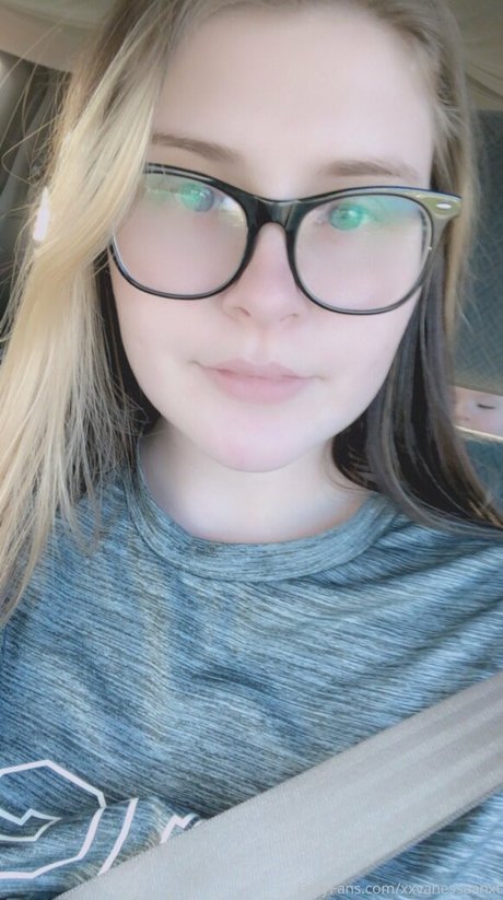 asiatische gilf-onlyfans schöne hübsche foto