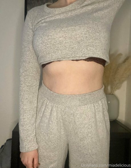 stiefschwester onlyfans nacktheit pornographische bilder