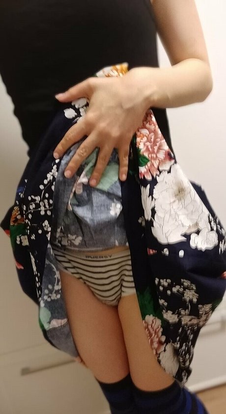 dünne blonde onlyfans beste galerie