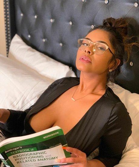 nackte krankenschwester onlyfans freie sexy fotos