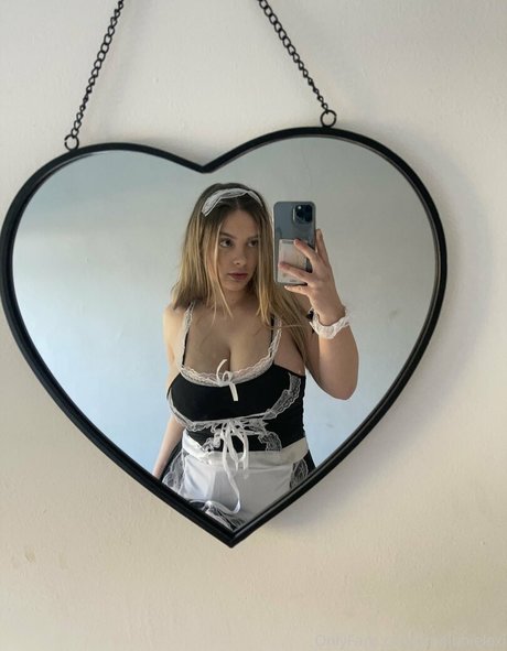 mollige emo-onlyfans nackt exklusive foto