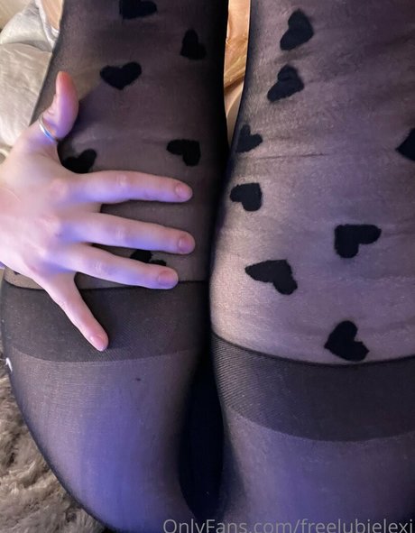 strand-milf-onlyfans heiße hübsche archiv