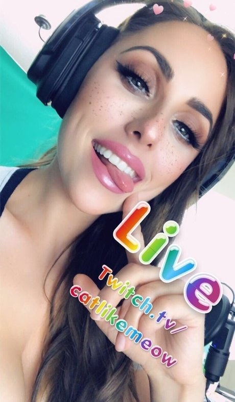 flachbrüstige onlyfans xxx nackten galerien