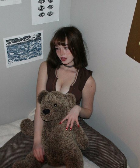 oss0rio schauspielerin exklusive galerien