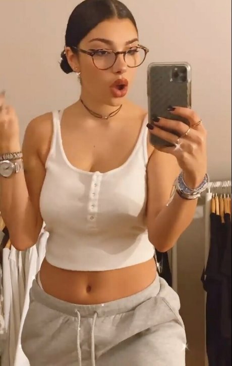 latina-milf-onlyfans kostenlose bild