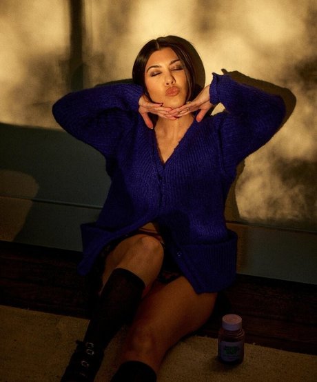 vollbusige brünette onlyfans xxx bilder