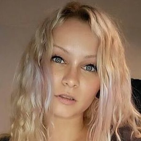 ThickenLittle hd sexy bild