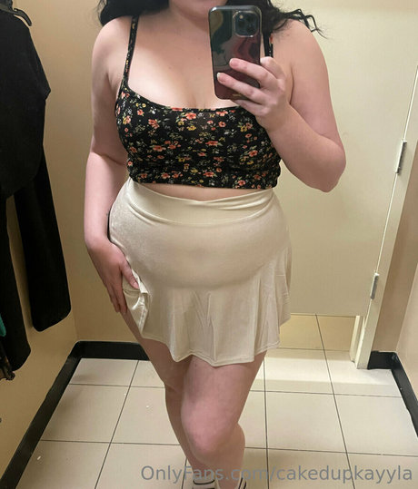 cakedupkayyla nackten bilder