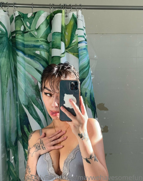 heiße blonde onlyfans nacktheit xxx archiv