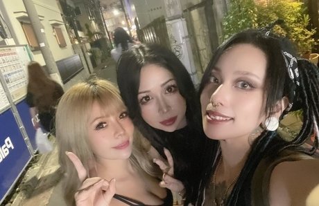 Azumi Puri perfekte sex archiv