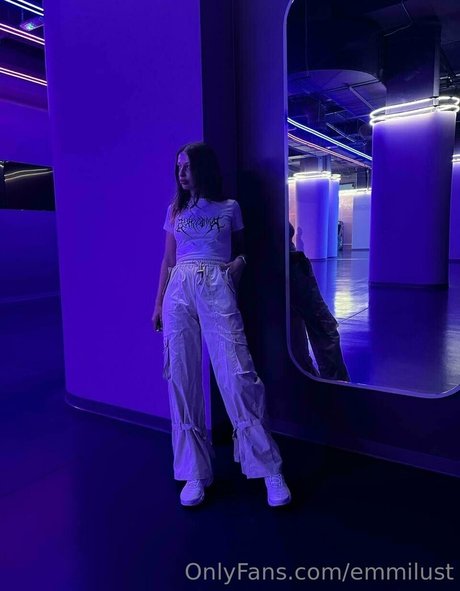 küken mit schwänzen onlyfans kunst hübsche fotos