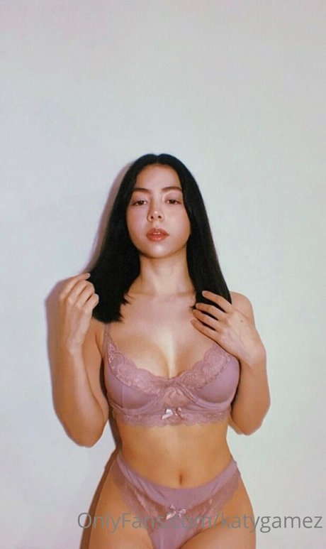 asiatische gilf-onlyfans hübsche kostenlose galerien