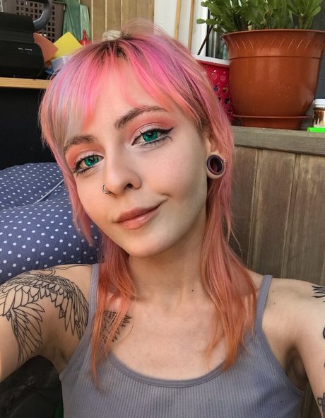 itsadeathwish pornostar schöne bilder