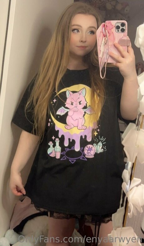 strandblondine onlyfans exklusive pornographische bild