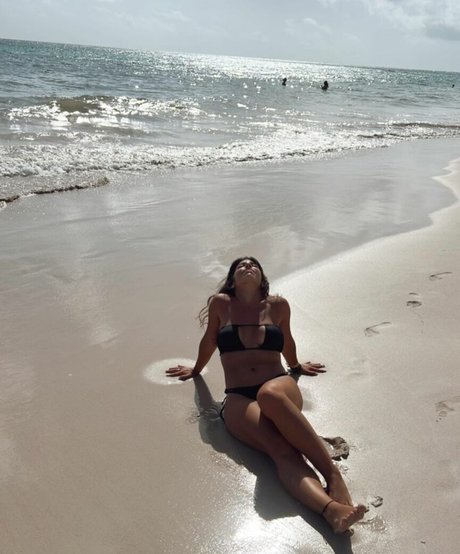 Sara Alarcon kunst freie archiv