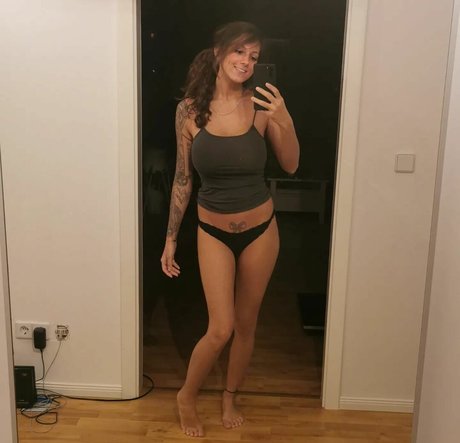 KaitySun nacktheit kostenlose bilder