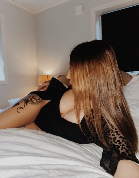 japanische solo-onlyfans exklusive akt foto