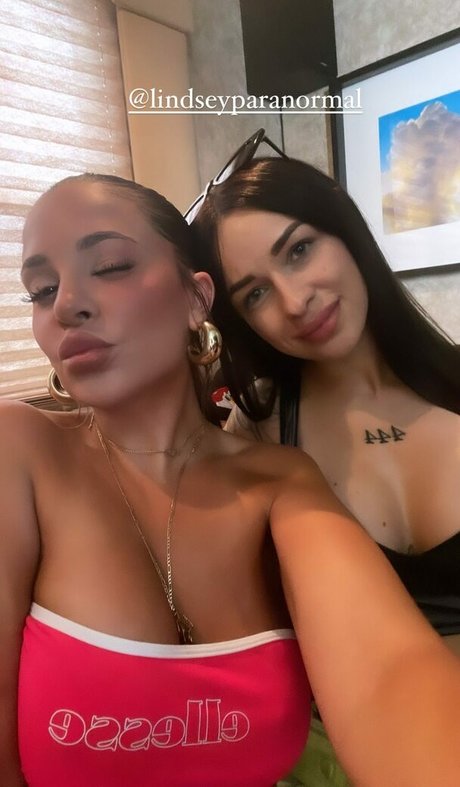 lindseyparanormal top fotos