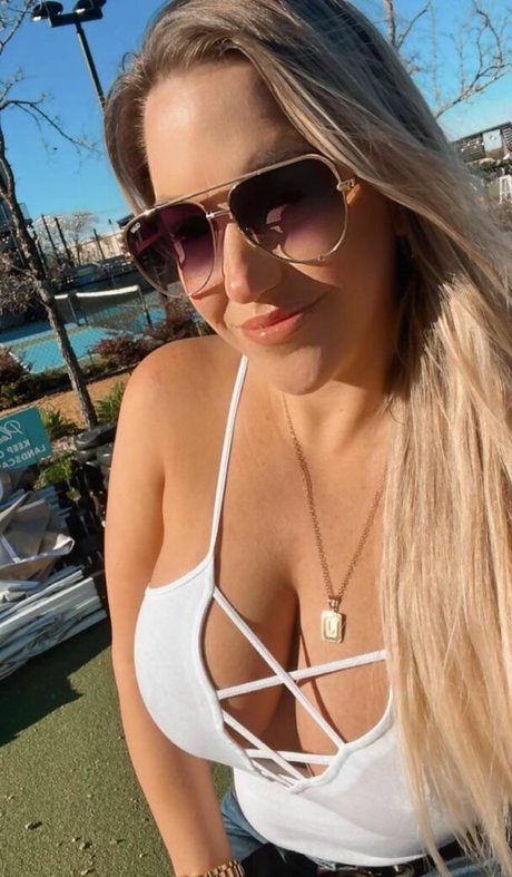 ebenholzlehrerin onlyfans hübsche xxx bild