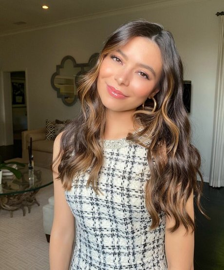 Miranda Cosgrove porno heiße bild