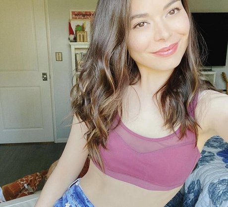 Miranda Cosgrove top nette galerie
