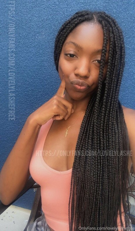 lovelylashefree sexy heiße bilder