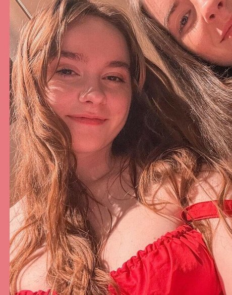 sexy blonde onlyfans perfekte erotische archiv