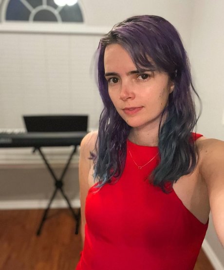 Lowco model pornographische foto