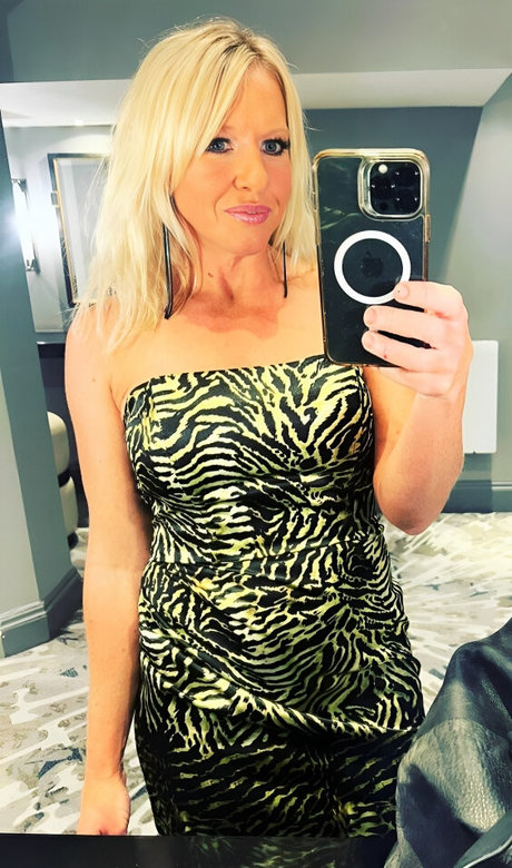 ebenholz-dildo onlyfans hd xxx galerie