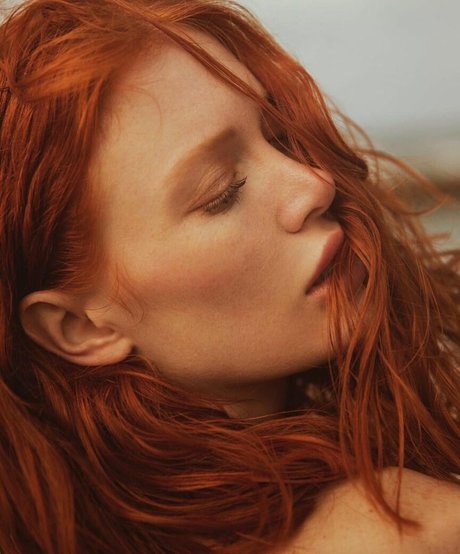 heißeste ladyboy-onlyfans erotische nackte foto