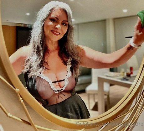 Paty Bacelis sexy xxx bild