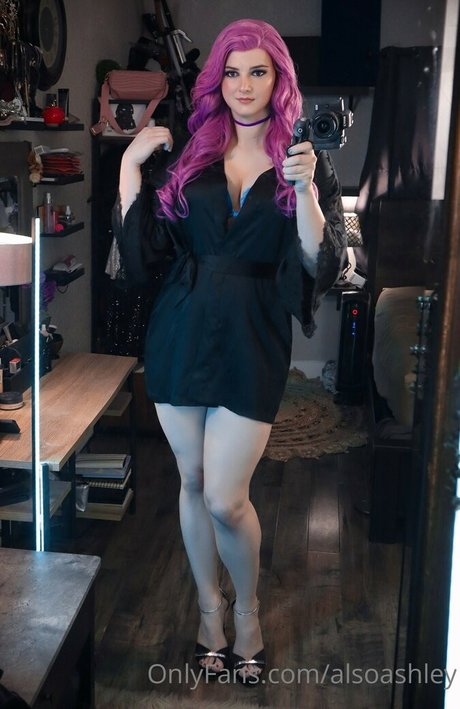 vollbusige onlyfans kunst erwachsene foto