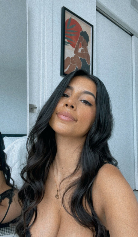 zierliche milf onlyfans nacktheit top bild