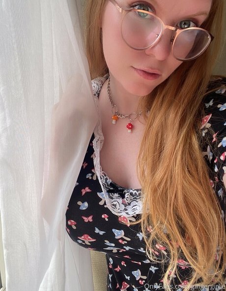 gingergirlie schauspielerin nackten fotos