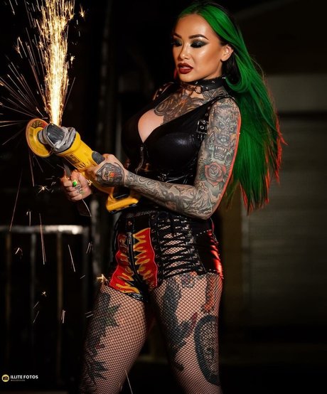 WWE Shotzi heiße hübsche bild