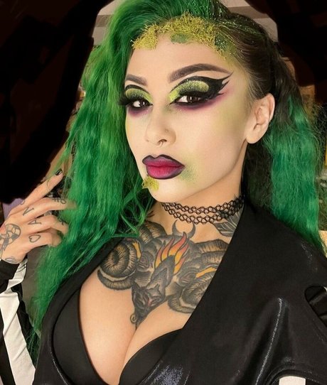 WWE Shotzi exklusive nacktheit bild