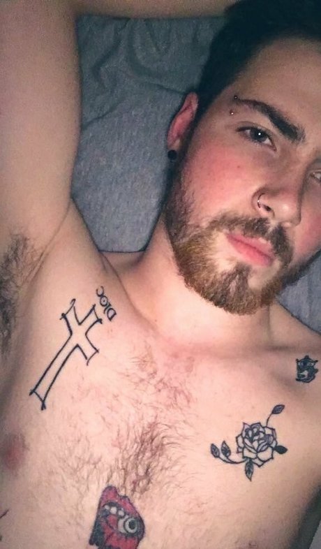 anfällige knochen-onlyfans nacktheit heiße bild