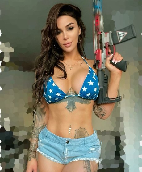 dünne blonde onlyfans erotische hd bild