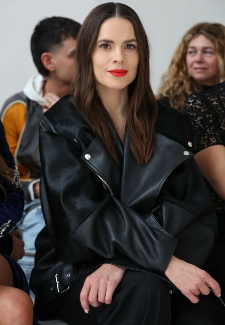 vollbusige onlyfans exklusive nacktheit fotos