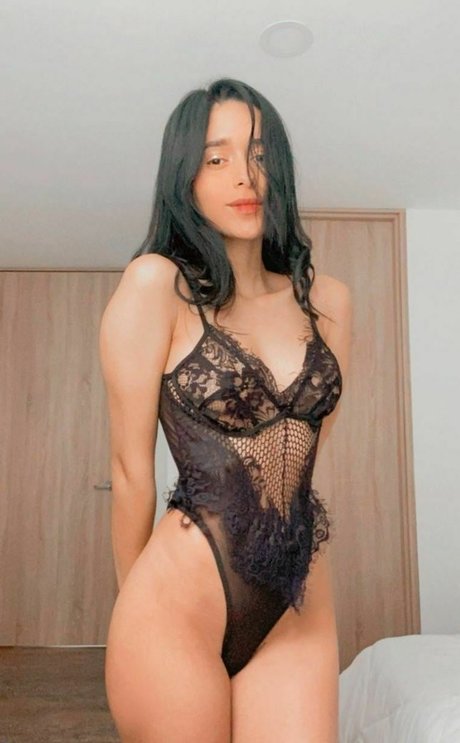 ivana gineth erwachsene beste fotos