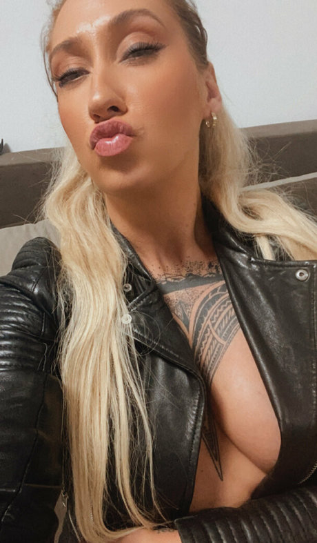 vorhaut onlyfans exklusive hd bild