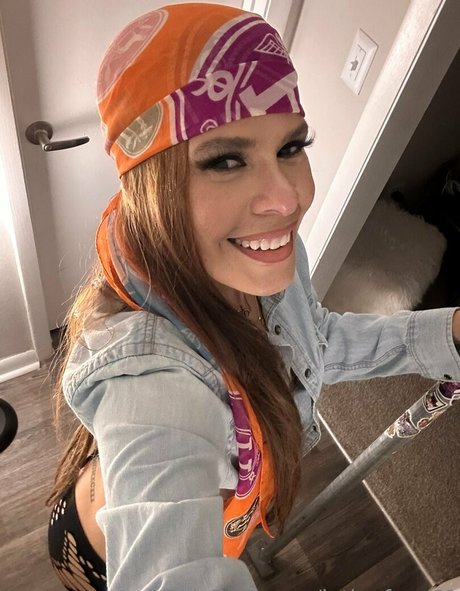 ebenholz fitness onlyfans exklusive nackten bilder