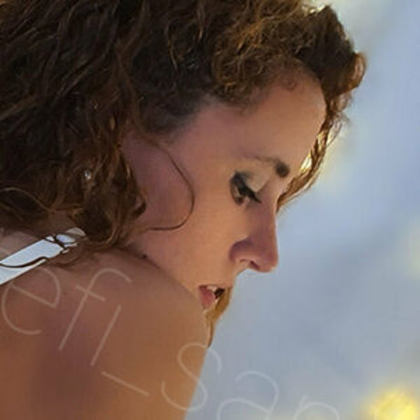 tefi santi nette foto