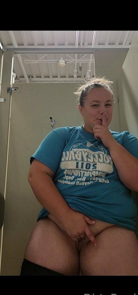 schwangere onlyfans freie nackte galerie