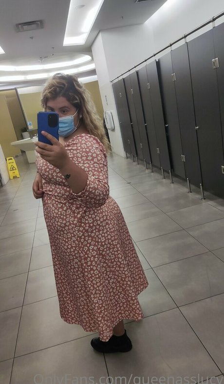 zierliche brünette nur fans exklusive nackt galerie