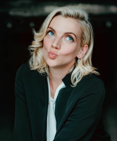 Kara Killmer hd erotische fotos