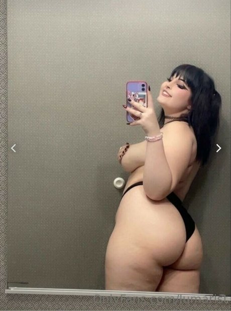 okay kylie model sexy galerien